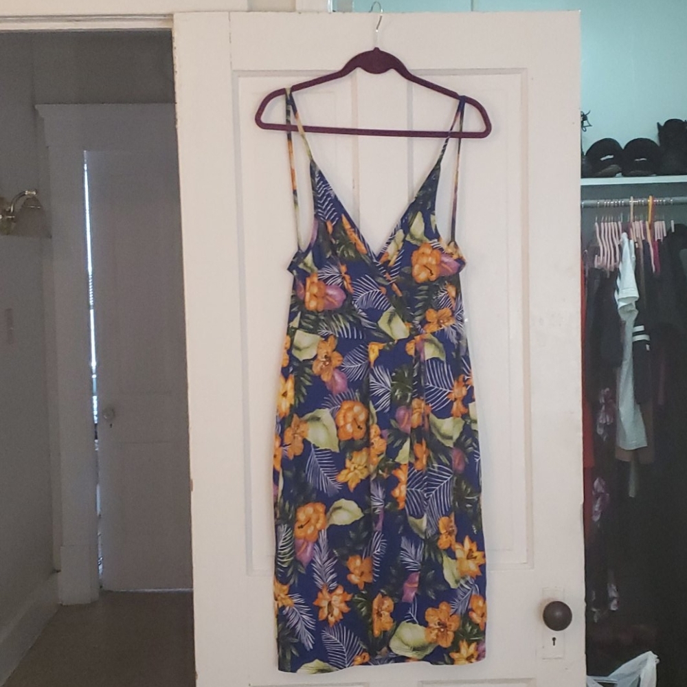 Floral print spaghetti strapped dress